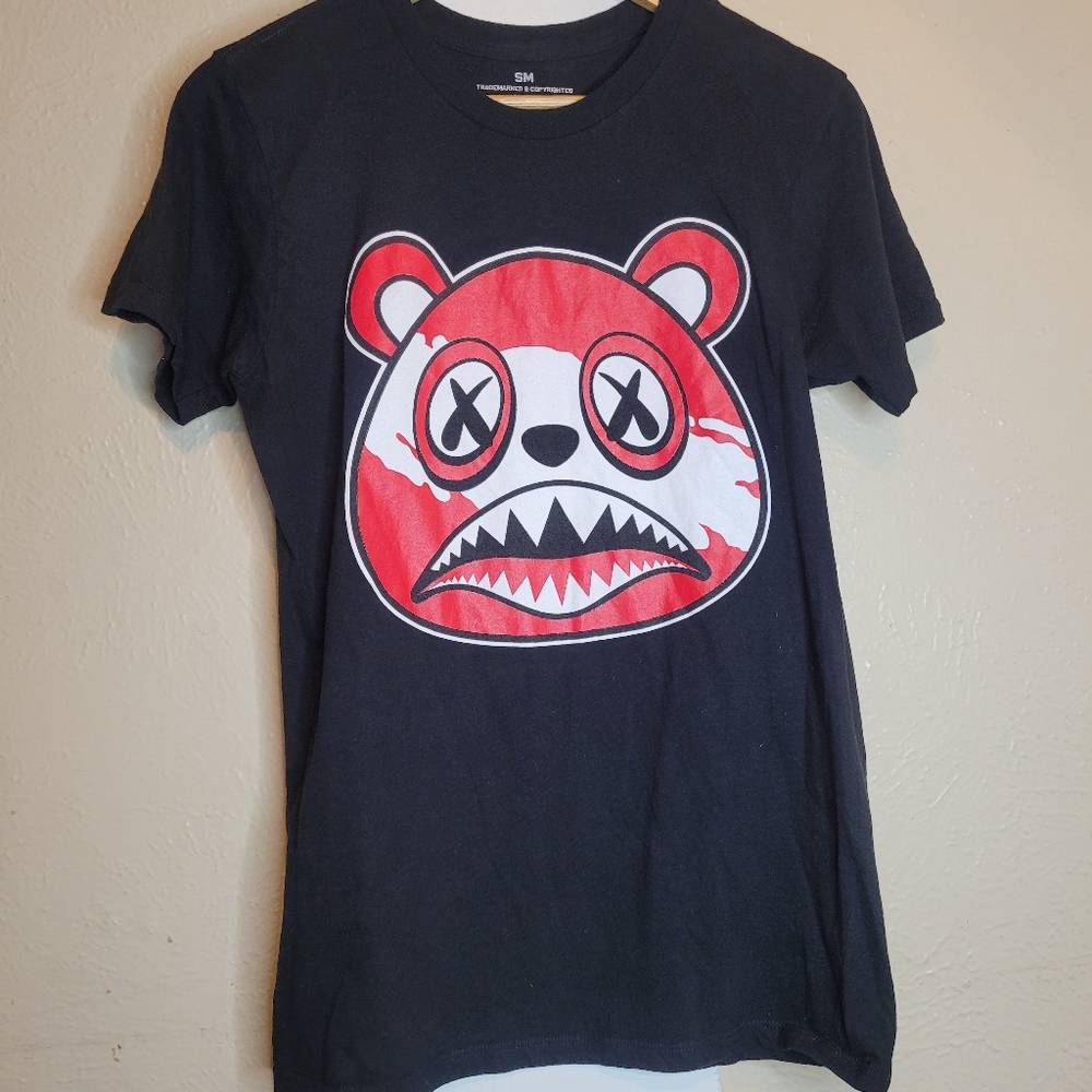 Baws mens Tshirt Bear Head Black Red Tee Small